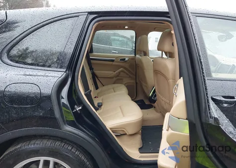 2014 Porsche Cayenne z USA, uszkodzony, nr VIN WP1AA2A22ELA06836